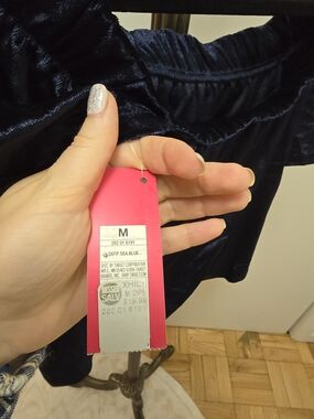 Xhilaration Navy Velvet Top